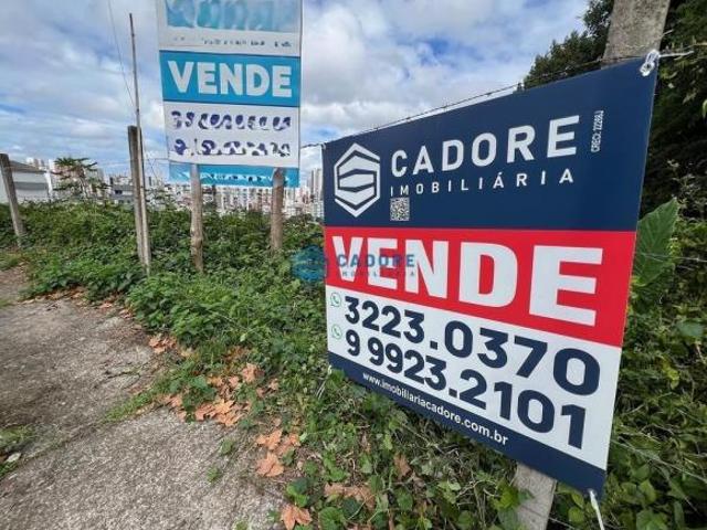 Terreno com área de 1.050m² a venda Próximo CIC