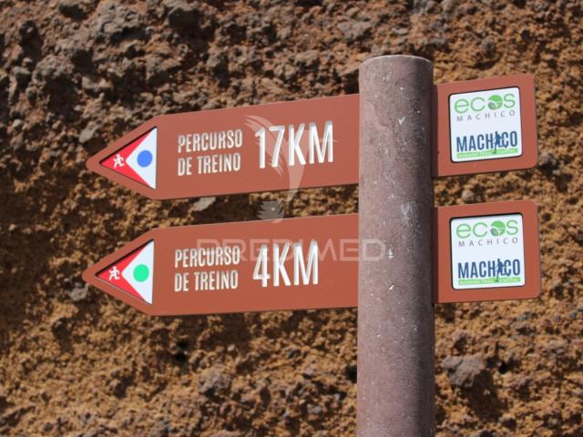 Terreno com área 20.800 m2 para investimento em Machico
