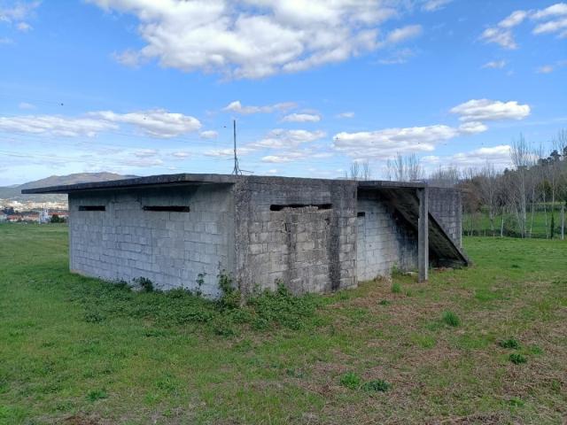 Terreno com benfeitorias