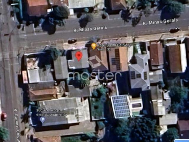 TERRENO COM CASA NA RUA MINAS GERAIS