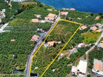 Terreno com Casa no Arco da Calheta, Madeira Excelente Oportunidade de Investimento