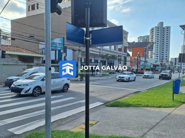 Terreno com casa a venda, 430m2 Norte Sul Cambuí, Campinas