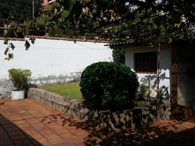Terreno com Casa Antiga Comercial à Venda em Porto Alegre RS, Bairro Cavalhada 2 Quartos, 1 Sala, 2