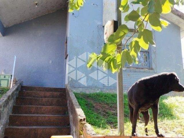Terreno com casa em localização estratégica na Zona Sul de Porto Alegre