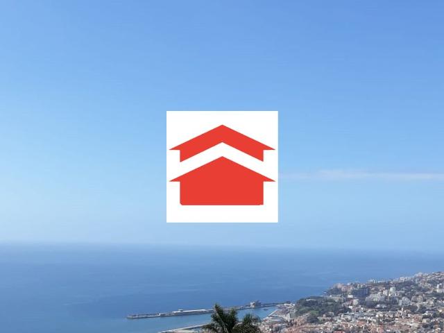 Terreno, com casa em Ruina Jardim Botanico