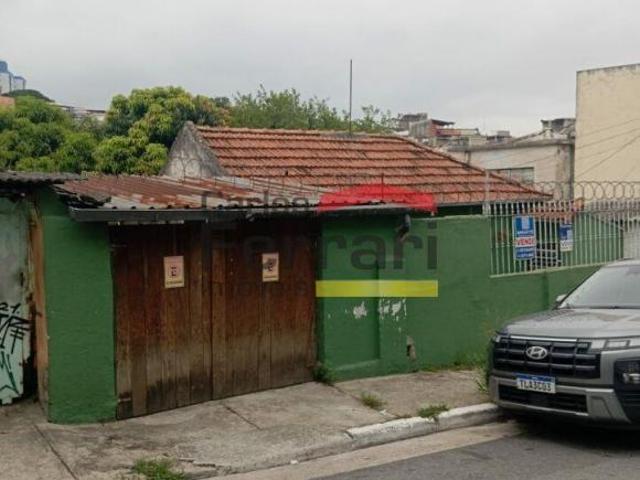 Terreno com casas na Casa Verde Alta