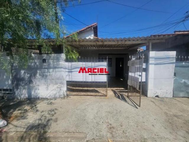 TERRENO COM CASAS PARA DEMOLIÇÃO