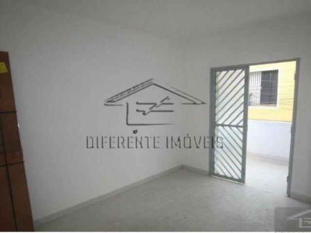 TERRENO COM DOIS SOBRADOS EXCELENTE PARA RENDA NA VILA CARRÃO