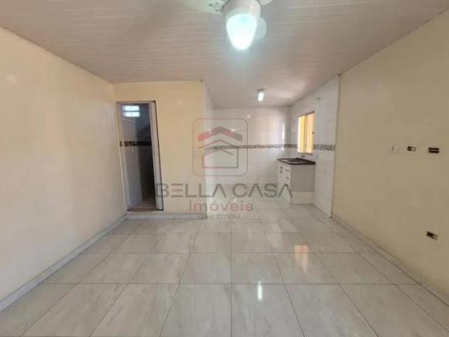 Terreno com duas casas e salão comercial