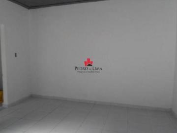 Terreno com duas casas, em Ponte Rasa