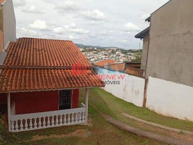 Terreno com edicula