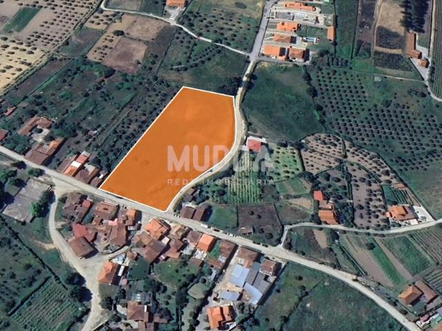 TERRENO COM ELEVADO POTENCIAL A APENAS 5MIN DE CHAVES