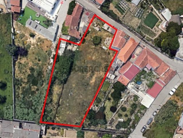 Terreno com elevado potencial construtivo em Canidelo Vila Nova de Gaia