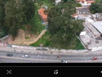 Terreno com frente para Estrada do Alvarenga com Área de 9.000m²