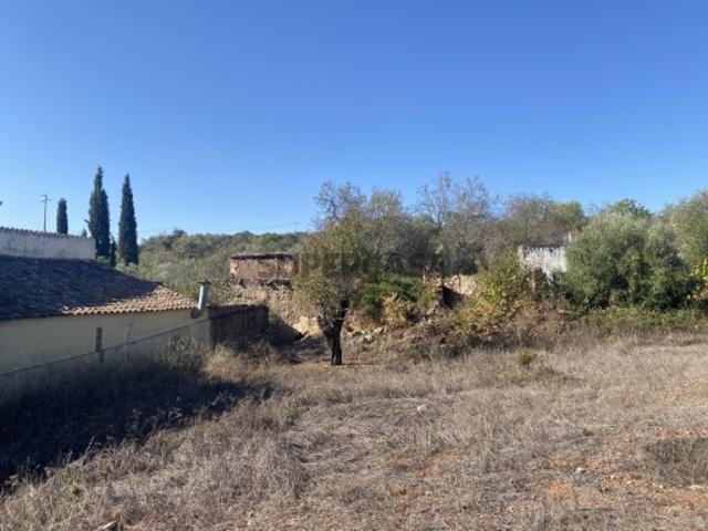 Terreno com Moradia em Ruínas no Cerro dos Passarinhos, Tôr, Algarve