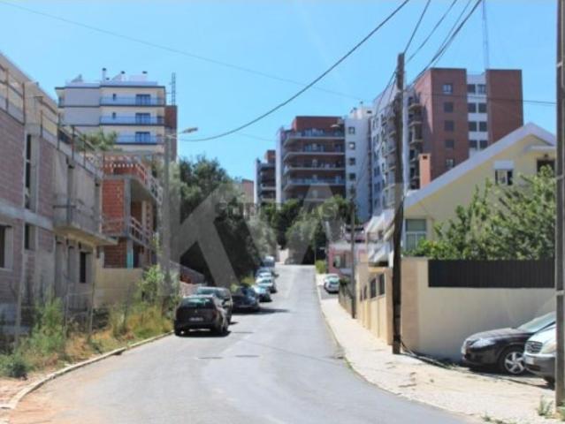 TERRENO URBANO EM ZONA DE ELEVADA PROCURA HABITACIONAL | ODIVELAS