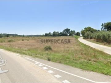 Terreno com possibilidade de construção de 29 moradias