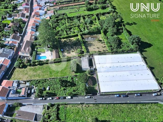 Terreno com possibilidade de construção na Fajã de Cima