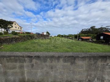 Terreno Urbano Junto à Igreja Histórica de Bandeiras