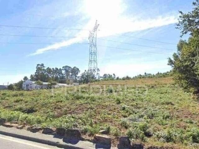 Terreno com Potencial de Construção | Carvalhosa, Paços de Ferreira