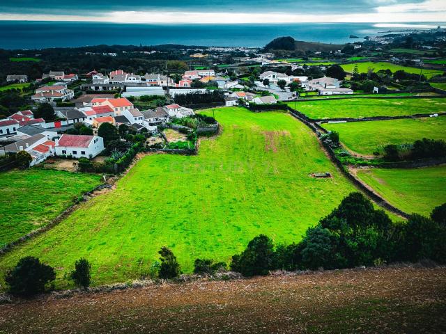 Terreno com Potencial de Construção – Pico do Fogo de Cima, Livramento