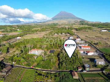 Terreno com potencial de construção, 968 m², localizado em Criação Velha