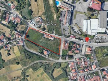 Terreno com potencial de loteamento | Monte da Caparica