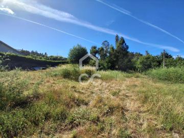 Terreno com potencial em Gonça, Guimarães