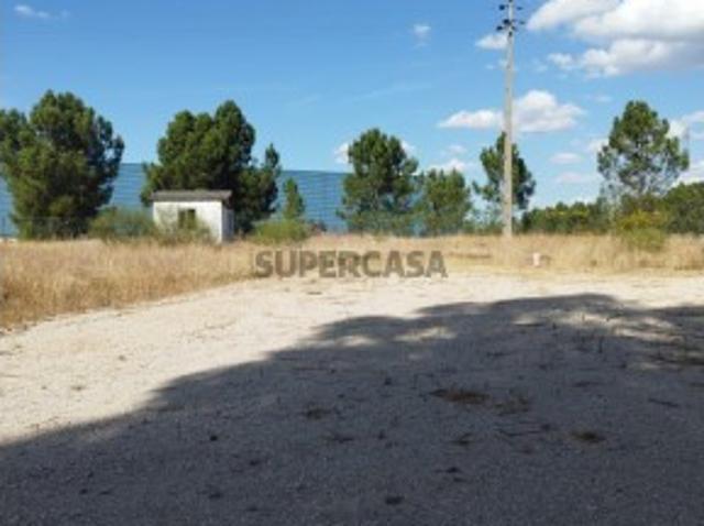 Terreno com potencial industrial | Palmela