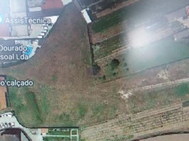 Terreno com projecto de loteamento aprovado para construção de moradia uni familiares