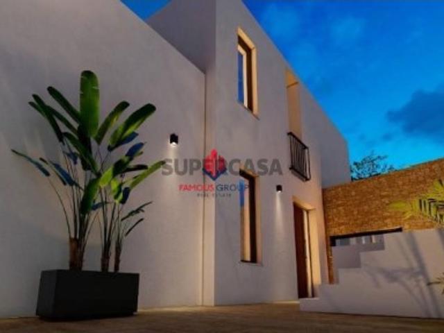 Terreno com Projecto Moradia T2 com Piscina