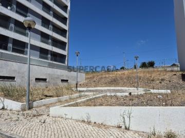 Terreno com Projeto Aprovado na Amadora
