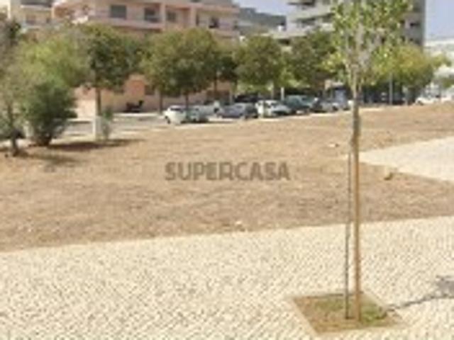Terreno com Projeto Aprovado no Centro de Loulé 2.100.000€