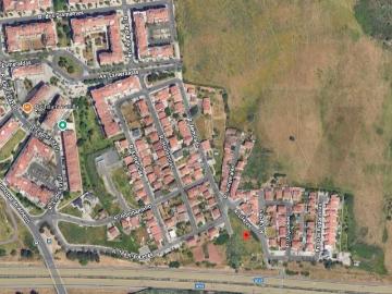 Terreno com Projeto Aprovado Condomínio de 8 Moradias no Arneiro, Cascais