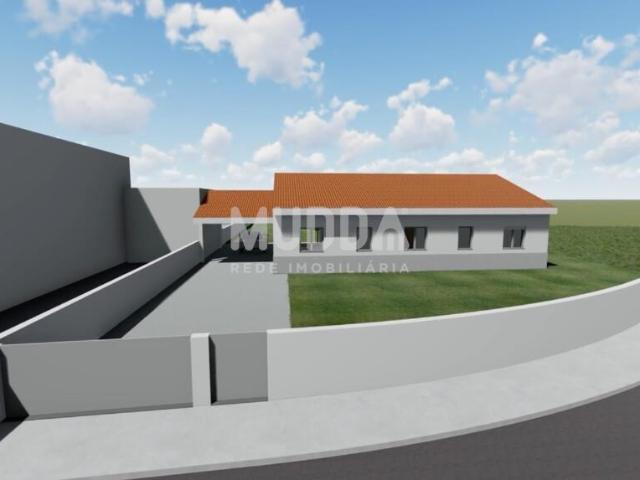 Terreno com projeto aprovado e licença de obras válida