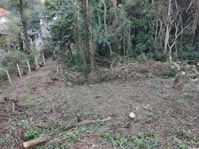 Terreno com Projeto Aprovado em Cond na Serra da Cantareira 980 m²