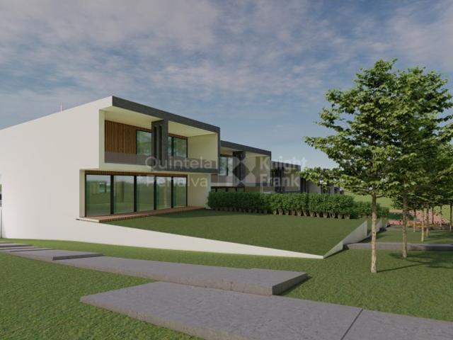 Terreno com projeto aprovado em Loures