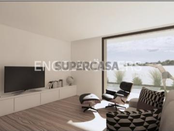 Terreno com Projeto Aprovado em Santo António dos Cavaleiros