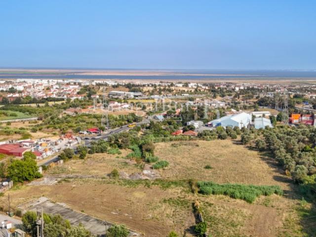 Terreno com projeto Aprovado para Condomínio Privado 83 apartamentos | Alverca