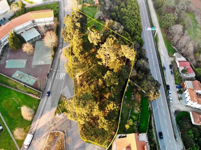 Terreno com projeto aprovado para construção Multifamiliar 40 fogos