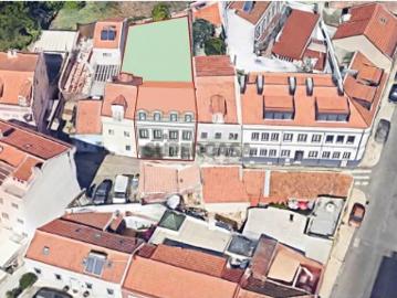 Terreno com projeto aprovado para construção de Moradia T4, para Venda, em Belém
