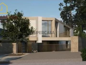 Terreno com projeto aprovado para construção de 8 moradias em Vila do Conde, para comprar no Porto
