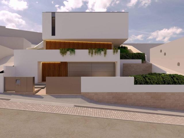 Terreno com Projeto Aprovado para Moradia em Vila Nova de Famalicão