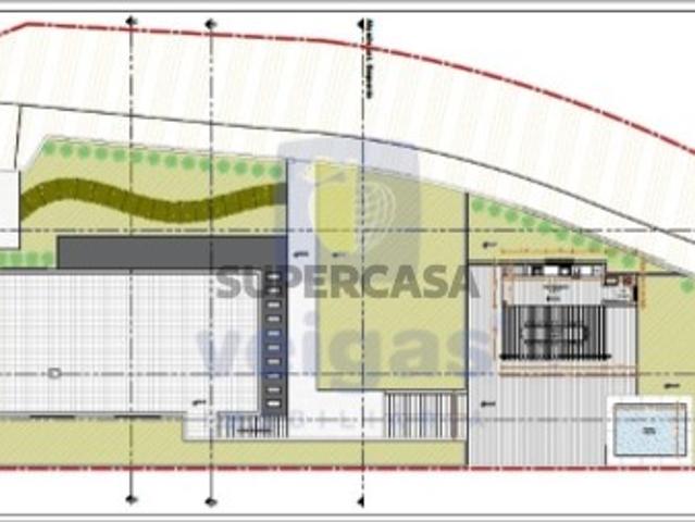 Terreno com Projeto Aprovado para uma Moradia T3/T5 com Vista Panorâmica para a Serra do Montejunto e zona Oeste