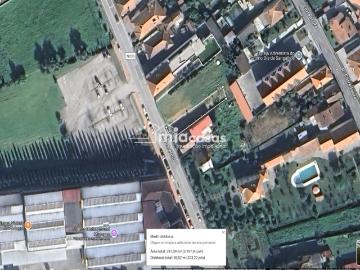 TERRENO COM PROJETO APROVADO SANGALHOS
