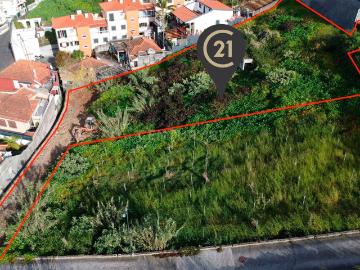 Terreno com Projeto Aprovado · 15 Apartamentos T2 · Santo António, Funchal
