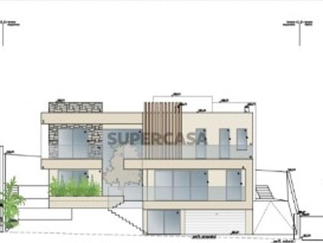Terreno com projeto de arquitetura em fase final de aprovação!