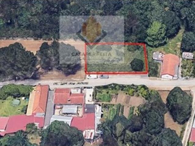 Terreno Com Projeto Para Moradia de 2 Frentes e 2 Pisos Grijó