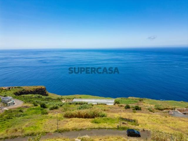 Terreno com Ruina Vista Mar Faja da Ovelha, Calheta