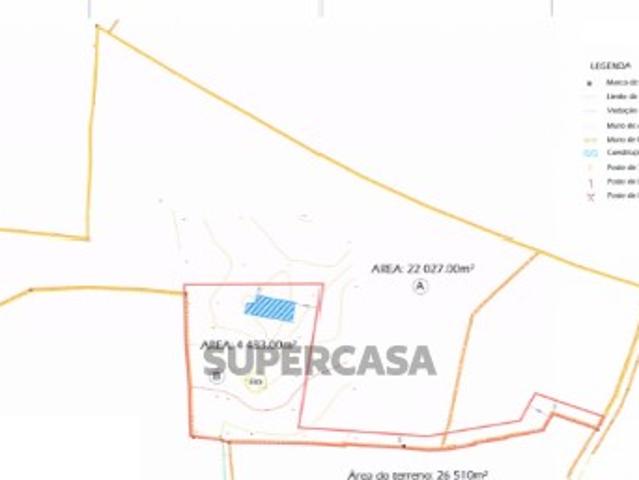 Terreno com ruina em óptima localização próximo de Faro